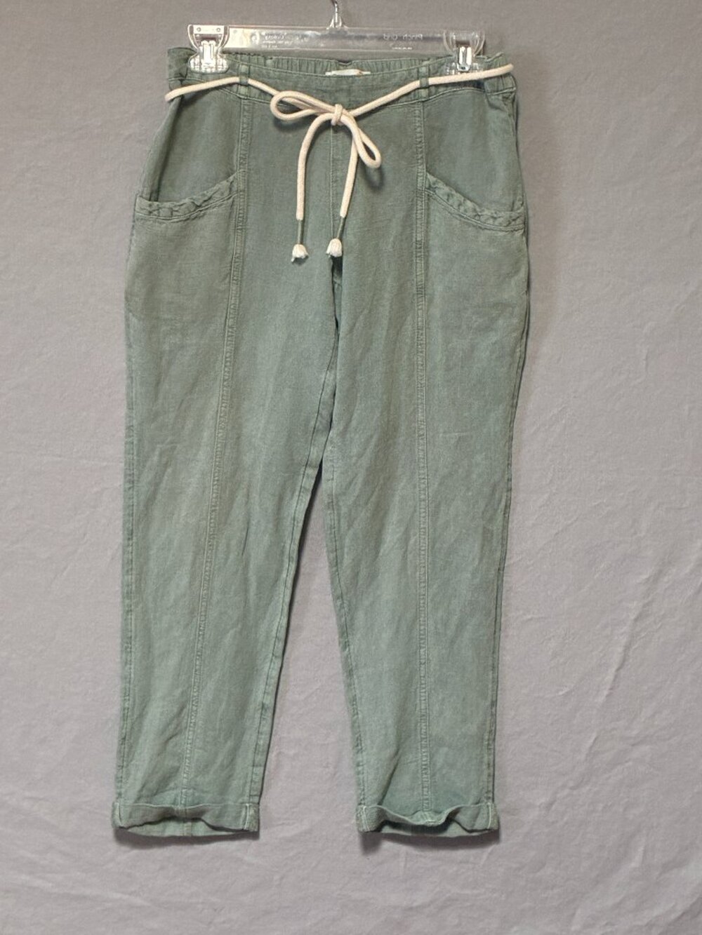 C&C California Sage Green Cropped Drawstring Pants